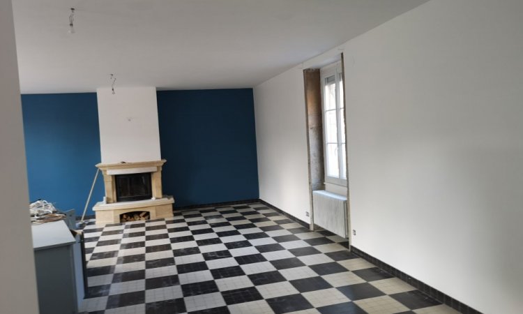 Rénovation complète de la peinture intérieur d'une  maison proche Macon