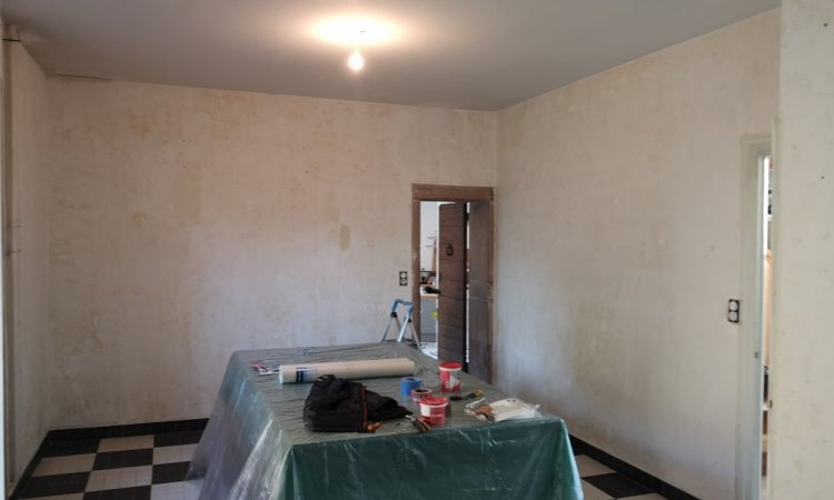 Rénovation complète de la peinture intérieur d'une  maison proche Macon